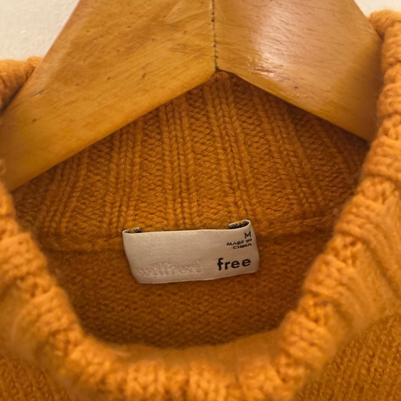 Wilfred medium orange turtleneck. - Picture 3 of 3
